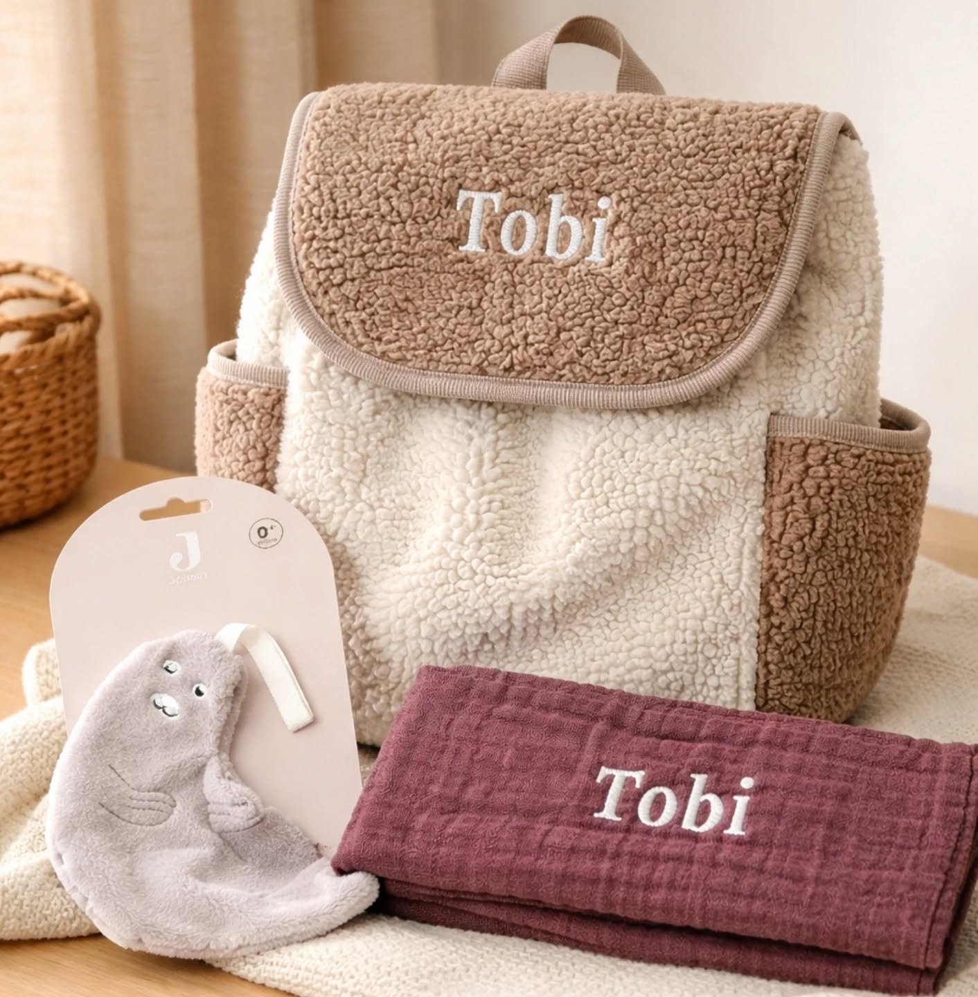 Teddy vibes 🧸 Dit kraamcadeau is toch te leuk.
#teddybackpack #babycadeau #newborn #ouderschap